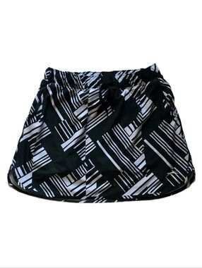 Slazenger Golf Modern Geometric Abstract Print Skort Monochrome Size Medium 🏁